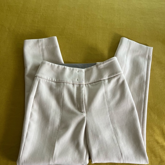Peserico Beige High-Waisted Trousers - Picture 1 of 13